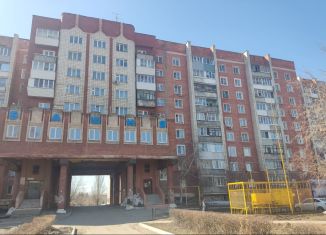 Продам 1-комнатную квартиру, 53 м2, Омск, улица Кирова, 4, Октябрьский округ