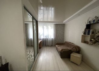 Продам 1-комнатную квартиру, 30 м2, Симферополь, Севастопольская улица, 92, Центральный район