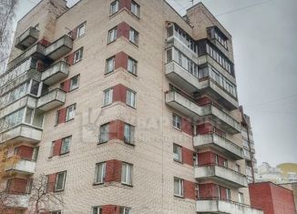 Продам трехкомнатную квартиру, 68.7 м2, Сестрорецк, улица Токарева, 1