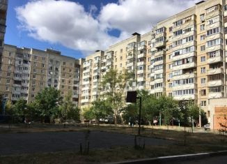 Продам 3-ком. квартиру, 70 м2, Белгород, улица Есенина, 16