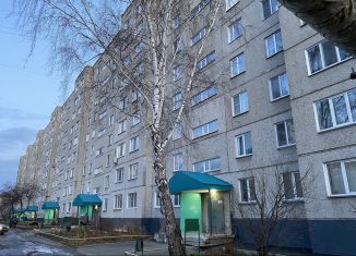 Продам 3-комнатную квартиру, 62 м2, Курганская область, 3-й микрорайон, 16