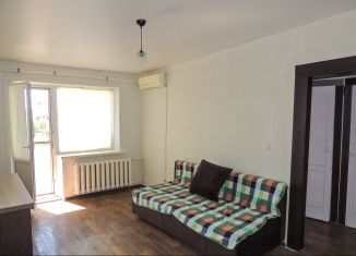 Продается трехкомнатная квартира, 57 м2, Астрахань, Боевая улица, 59