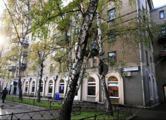 Трехкомнатная квартира на продажу, 67 м2, Москва, Факультетский переулок, 4, метро Сокол