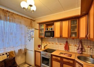 Продается 1-ком. квартира, 42 м2, Челябинск, Советский район, улица Курчатова, 18А