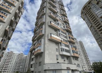 Сдам трехкомнатную квартиру, 75 м2, Москва, Краснобогатырская улица, ВАО