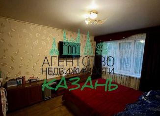 Продаю 3-ком. квартиру, 60 м2, Татарстан, улица Братьев Касимовых, 46