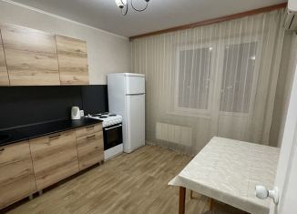 Сдача в аренду 1-ком. квартиры, 35 м2, Краснодар, улица им. Артюшкова В.Д., 3, микрорайон Московский