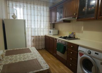 Продаю 2-ком. квартиру, 45 м2, поселок Южный, Центральная улица, 18