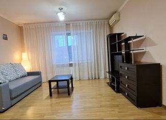 Аренда 1-ком. квартиры, 45 м2, Тольятти, бульвар Кулибина, 6А