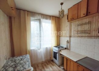 Продается 1-ком. квартира, 29 м2, Старый Оскол, микрорайон Парковый, 11