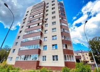 Сдается в аренду трехкомнатная квартира, 72 м2, Татарстан, улица Карла Маркса, 30А