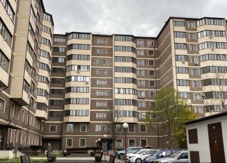 Продажа 2-комнатной квартиры, 75.3 м2, Минеральные Воды, Советская улица, 78