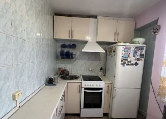 Сдам в аренду 2-ком. квартиру, 45 м2, Биробиджан, улица Пушкина, 5