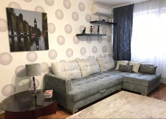 Продажа 2-комнатной квартиры, 53.2 м2, Москва, Ясеневая улица, 44/42, метро Шипиловская