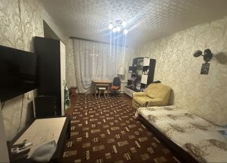 Продается 1-комнатная квартира, 38 м2, Каменск-Уральский, 4-й проезд, 3