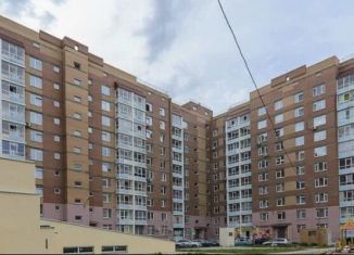 Сдается в аренду 2-комнатная квартира, 62 м2, Красноярский край, улица Авиаторов, 40