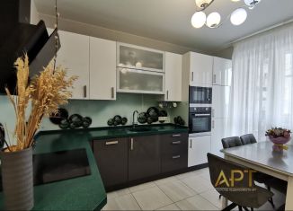 Продажа трехкомнатной квартиры, 92 м2, Балашиха, Горенский бульвар, 3