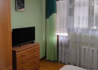 Продам 2-ком. квартиру, 62 м2, Ростов-на-Дону, Октябрьский район, проспект Горшкова, 3/2