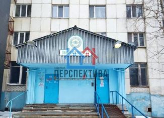 Продаю комнату, 18 м2, Тобольск, 6-й микрорайон, 41