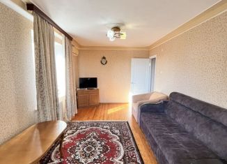 Сдам 1-ком. квартиру, 40 м2, Каспийск, улица Хизроева, 4