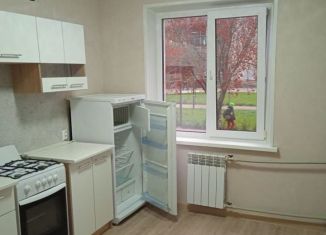 Продам 2-ком. квартиру, 49 м2, Нижний Новгород, Комсомольская улица, 10