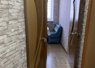 Сдается в аренду 1-ком. квартира, 30 м2, Евпатория, улица Фрунзе, 40