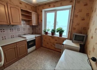 Продам 3-ком. квартиру, 68 м2, Оренбург, Телевизионный переулок, 1А