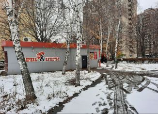 Продам торговую площадь, 98.6 м2, Тольятти, улица Фрунзе, 20А