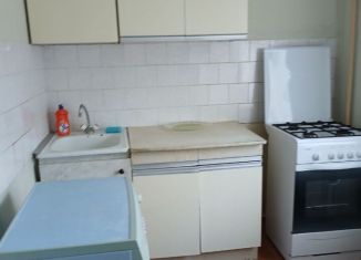 2-ком. квартира в аренду, 44 м2, Череповец, улица Бабушкина, 10