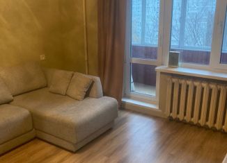 Сдается 1-ком. квартира, 27 м2, Люберцы, улица Митрофанова, 8Б