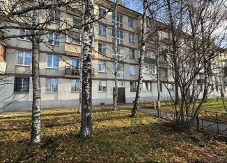 Сдается в аренду 2-ком. квартира, 44.4 м2, Санкт-Петербург, Кубинская улица, 16, метро Парк Победы