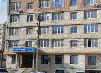 2-ком. квартира на продажу, 70 м2, Каспийск, улица Магомедали Магомеджановa, 16А