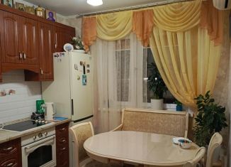 Продам 1-ком. квартиру, 38 м2, Люберцы, улица Черёмухина, 4