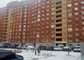 Продам 1-ком. квартиру, 39 м2, Оренбург, улица Поляничко, 10