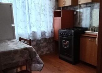 Сдается 2-ком. квартира, 47 м2, Брянск, улица Молодой Гвардии, 2А