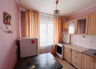 Продам 3-комнатную квартиру, 56 м2, Красноярский край, улица Горького, 36