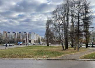 Продается торговая площадь, 176.5 м2, Стерлитамак, улица Худайбердина, 67