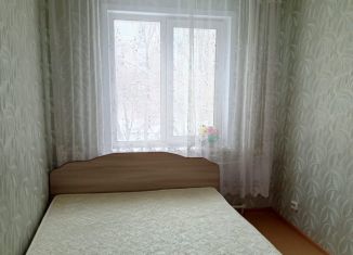 Сдаю 2-ком. квартиру, 45 м2, Рубцовск, Краснознаменская улица, 82