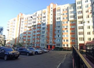 Продается 3-комнатная квартира, 94.2 м2, Брянская область, улица Димитрова, 58