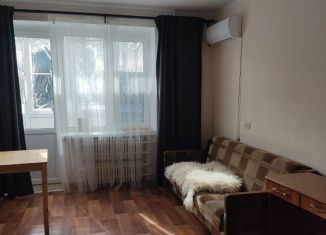 Сдача в аренду 1-ком. квартиры, 37 м2, Зеленокумск, улица Кочубея, 40