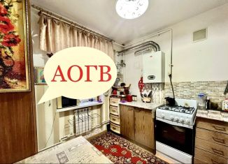 Продается двухкомнатная квартира, 44 м2, Шахты, улица Искра, 76