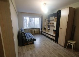 Продается 2-ком. квартира, 42 м2, Северодвинск, улица Ломоносова, 62