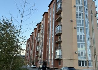 Продаю 3-ком. квартиру, 115.5 м2, Владикавказ, улица Зураба Магкаева, 2/2