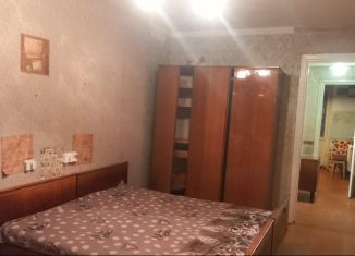 Продам 2-ком. квартиру, 48 м2, Брянск, улица Горького, 62