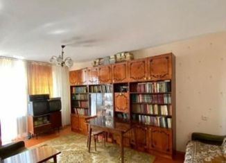 Продажа 2-ком. квартиры, 54 м2, Уфа, улица Авроры, 27