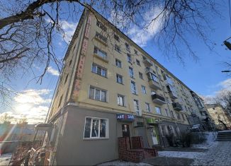 Продам 2-комнатную квартиру, 42.3 м2, Киров, Профсоюзная улица, 82