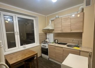 Сдам 1-ком. квартиру, 33 м2, Москва, Троицкая улица, 10с1, метро Трубная