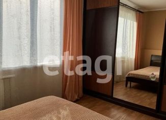 Сдам 2-ком. квартиру, 50 м2, Красноярск, улица Алексеева, 109