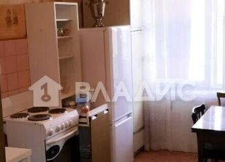 Продам 1-ком. квартиру, 33 м2, Одинцово, Верхне-Пролетарская улица, 37