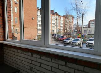 Сдается 2-ком. квартира, 50 м2, Воткинск, улица Кирова, 52